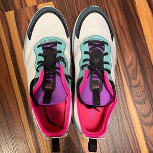 Nike Air Women’s Shoes